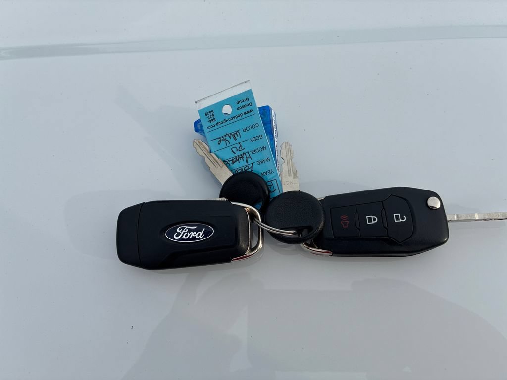 Certified 2024 Ford Maverick XLT w/ Equipment Group 300A Standard AWD/4WD image 32