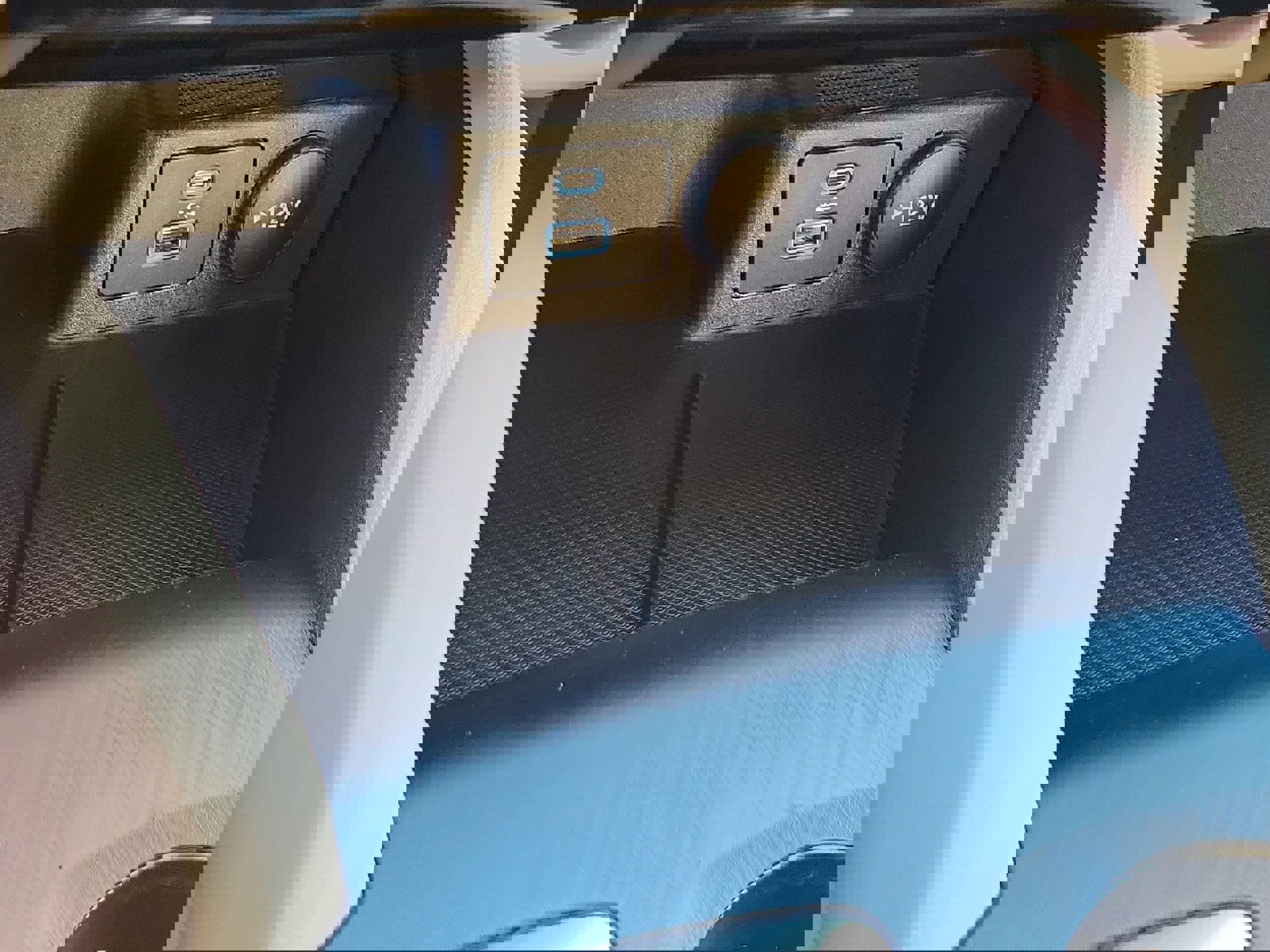 Certified 2022 Ford Escape SEL image 33