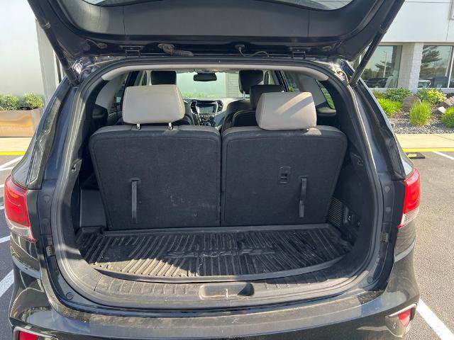 Used 2017 Hyundai Santa Fe Limited AWD/4WD image 9