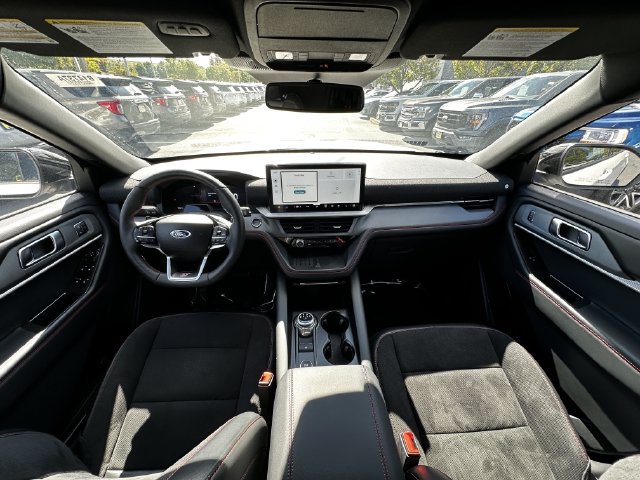 Certified 2025 Ford Explorer ST AWD/4WD image 16