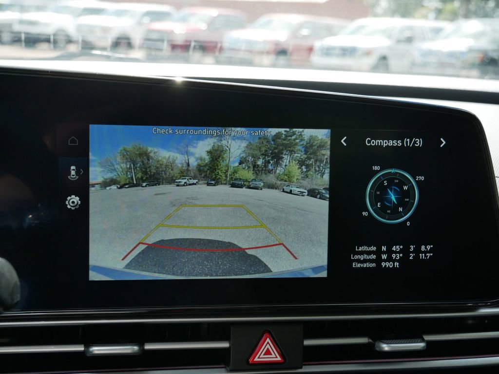 Used 2025 Hyundai Elantra SEL FWD image 27