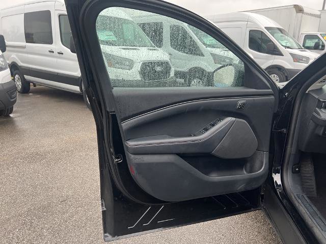 Certified 2025 Ford Mustang Mach-E Select w/ Comfort Package Lite image 16