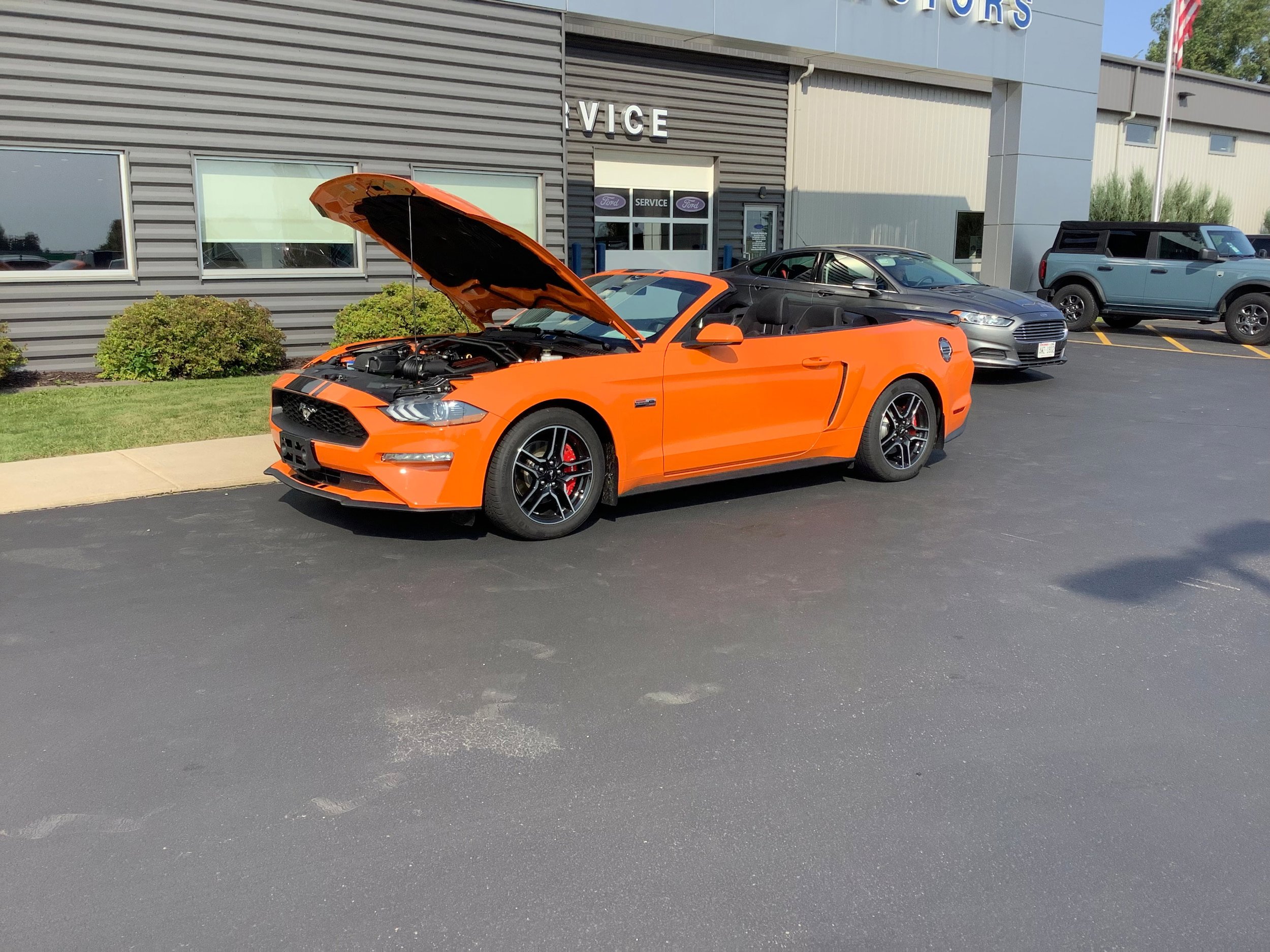 Certified 2021 Ford Mustang Convertible w/ Equipment Group 101A RWD image 3