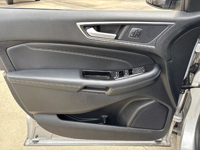 Certified 2018 Ford Edge Titanium image 23