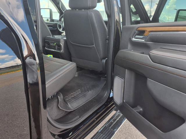Used 2024 Chevrolet Silverado 2500 High Country w/ High Country Premium Package AWD/4WD image 28
