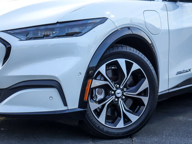 Certified 2023 Ford Mustang Mach-E Premium AWD/4WD image 3