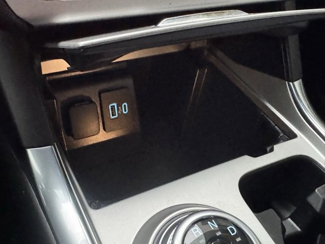 Certified 2021 Ford Explorer XLT w/ Equipment Group 202A image 36