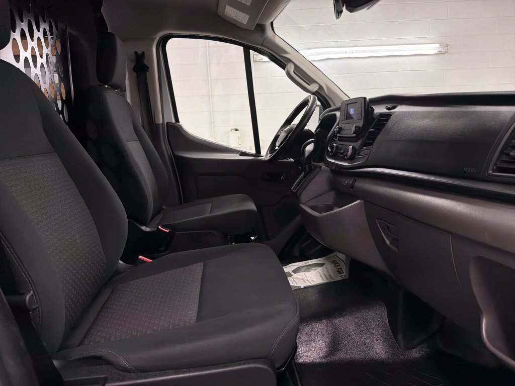 Certified 2025 Ford Transit 250 Low Roof w/ Exterior Upgrade Package RWD image 29
