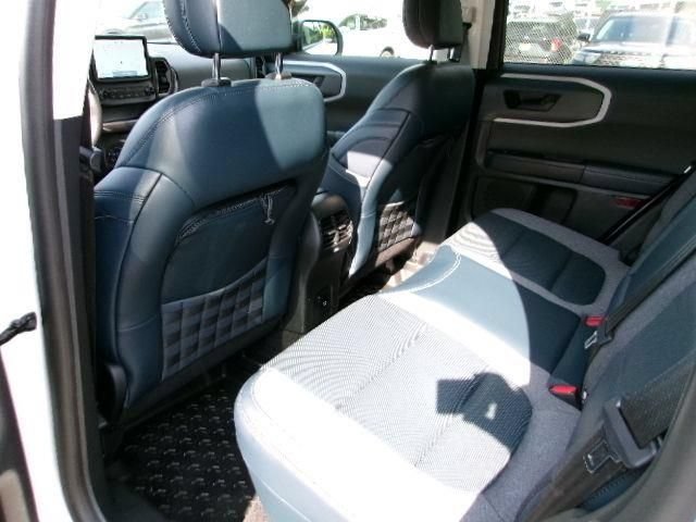 Certified 2021 Ford Bronco Sport Outer Banks AWD/4WD image 9