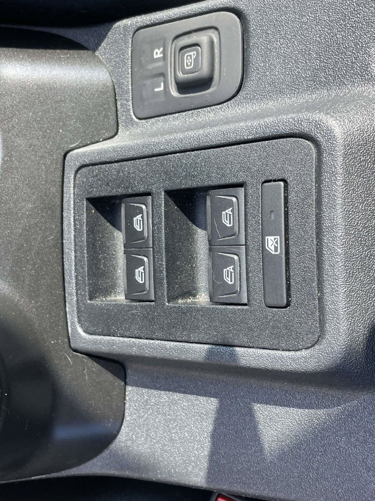 Certified 2023 Ford Bronco Outer Banks AWD/4WD image 16