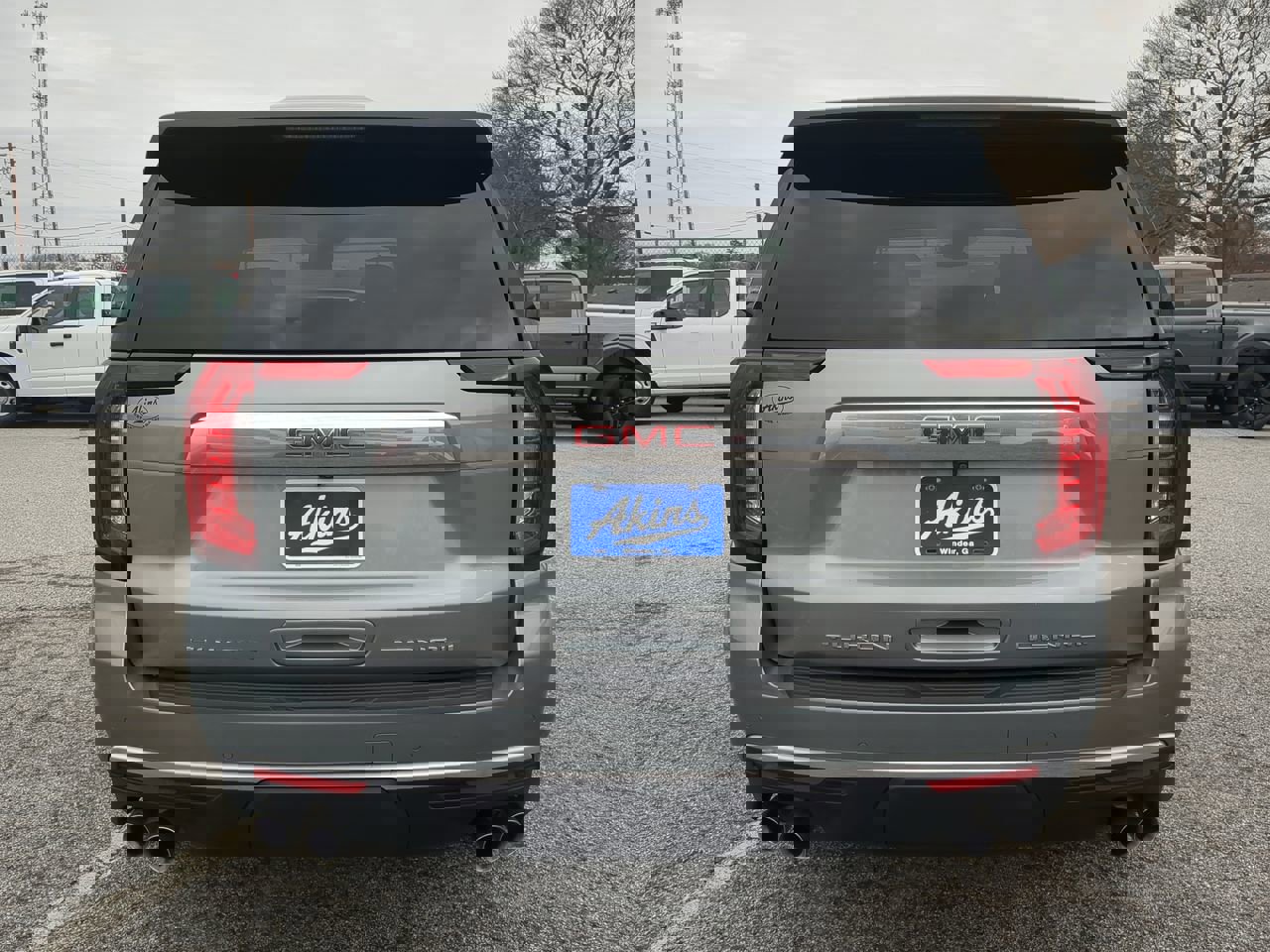 Used 2023 GMC Yukon Denali w/ Max Trailering Package image 3