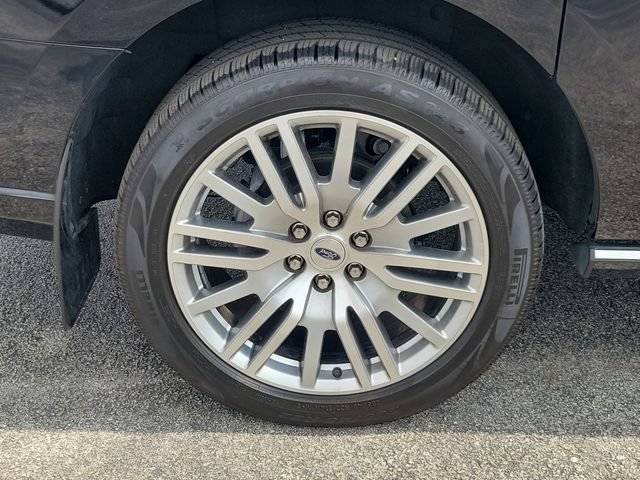 Certified 2024 Ford Expedition Max Platinum RWD image 6
