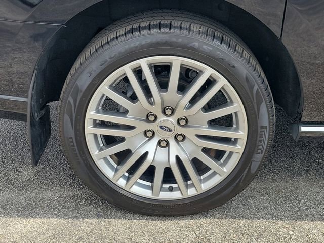 Certified 2024 Ford Expedition Max Platinum RWD image 6