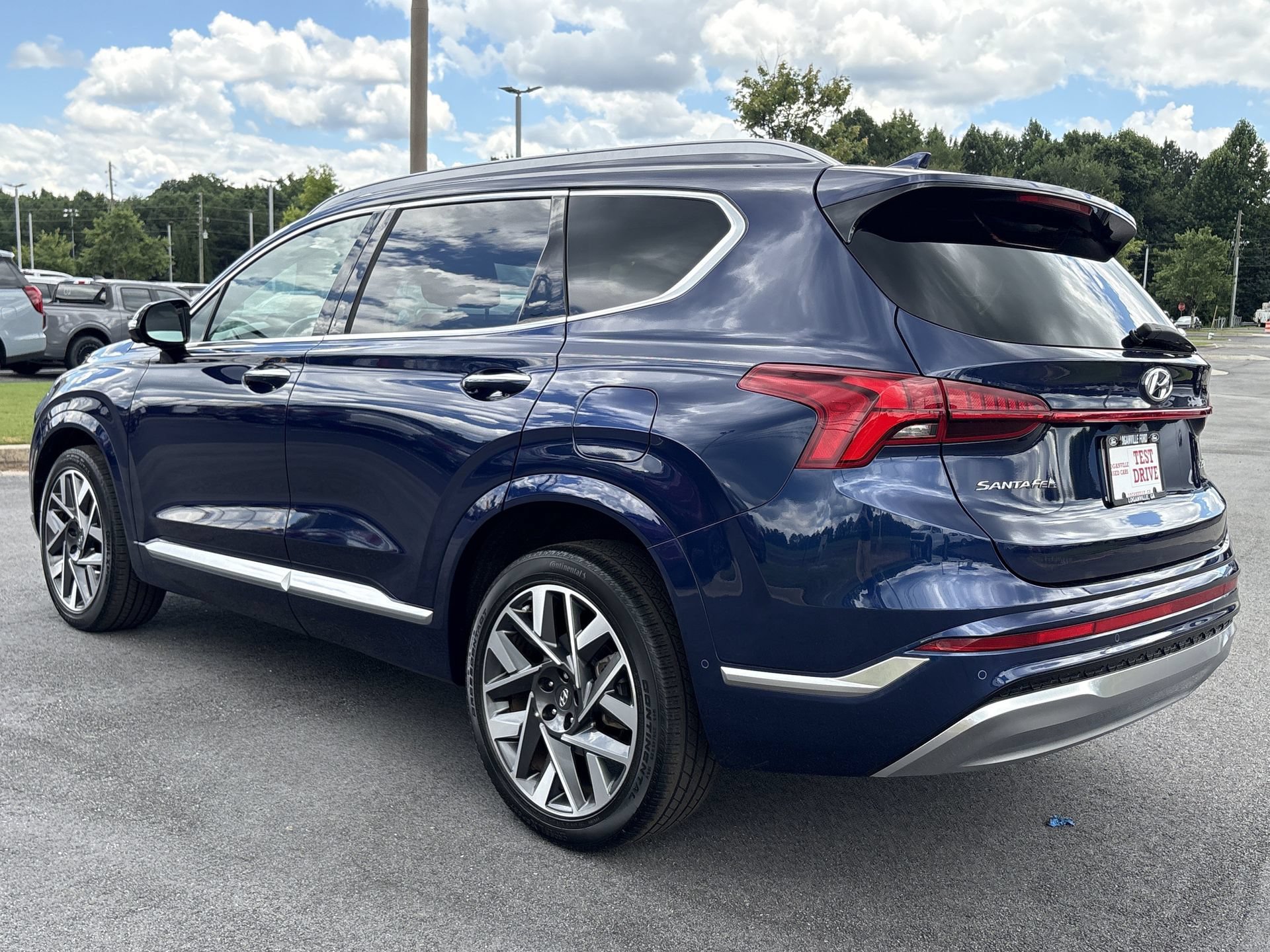 Used 2023 Hyundai Santa Fe Calligraphy w/ Cargo Package FWD image 21