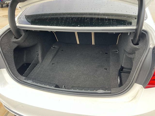 Used 2017 BMW 330i xDrive Sedan image 12