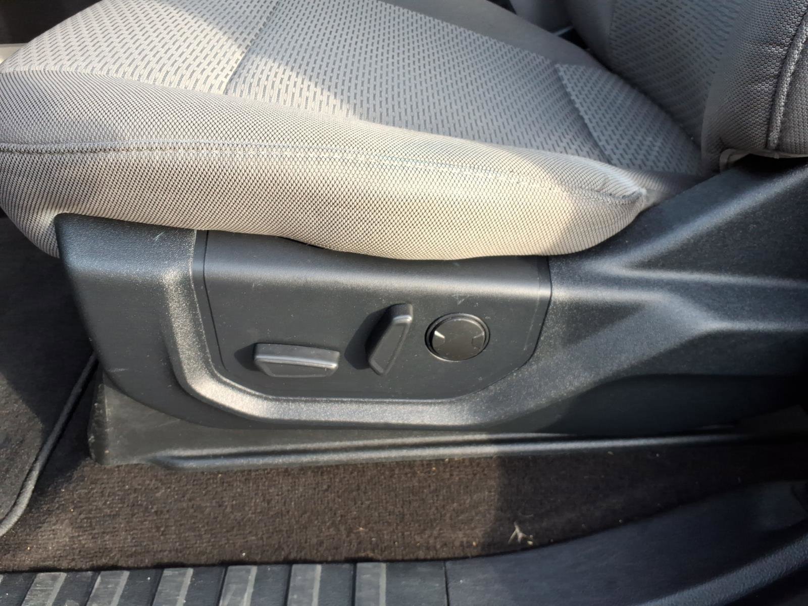 Certified 2020 Ford F150 XLT w/ Equipment Group 302A Luxury image 13