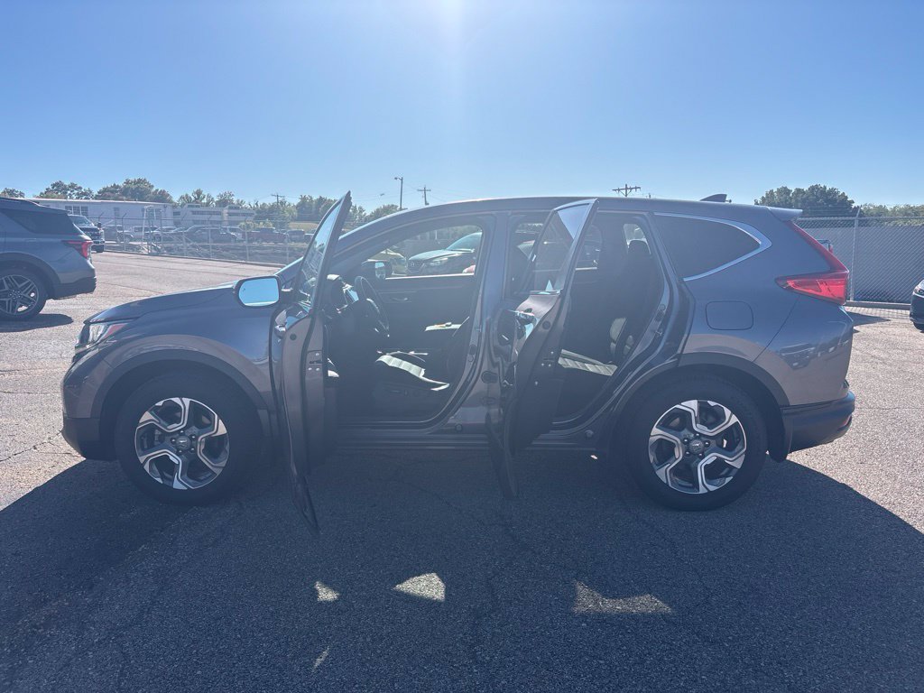 Used 2018 Honda CR-V EX image 4