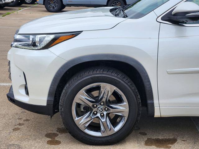 Used 2019 Toyota Highlander Limited Platinum FWD image 8