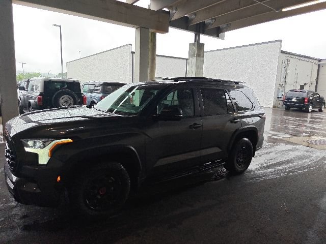 Used 2026 Toyota Sequoia TRD Pro AWD/4WD image 6
