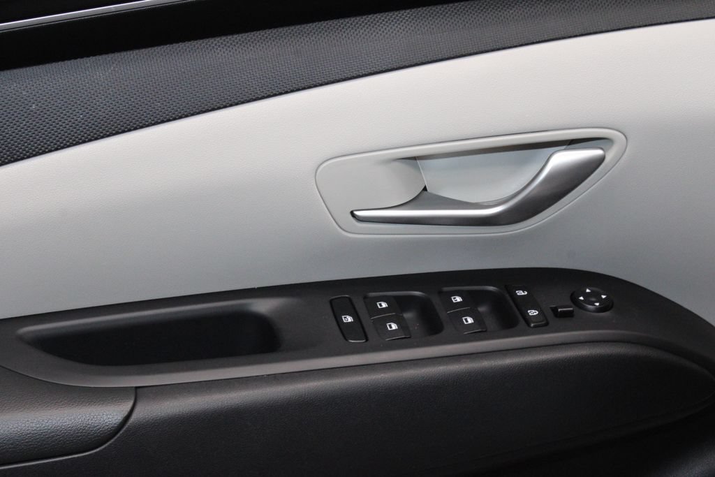Used 2024 Hyundai Tucson SE AWD/4WD image 22