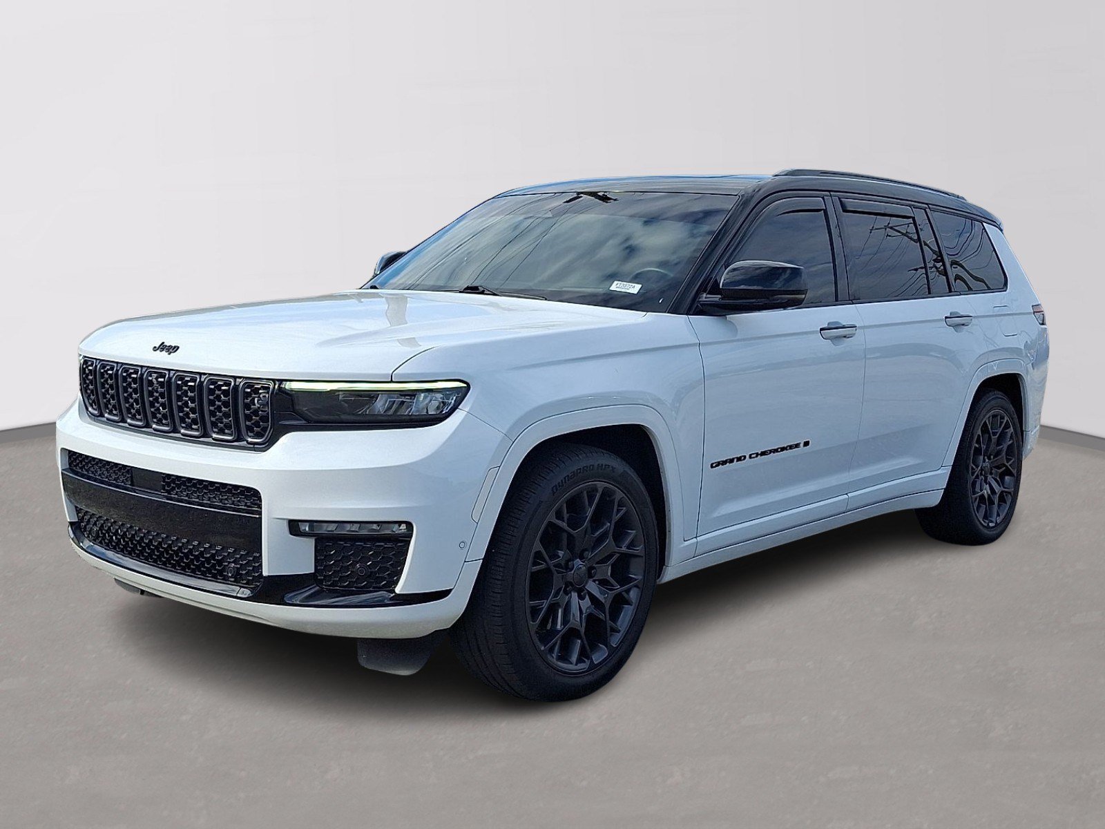 Used 2023 Jeep Grand Cherokee L Summit AWD/4WD image 3