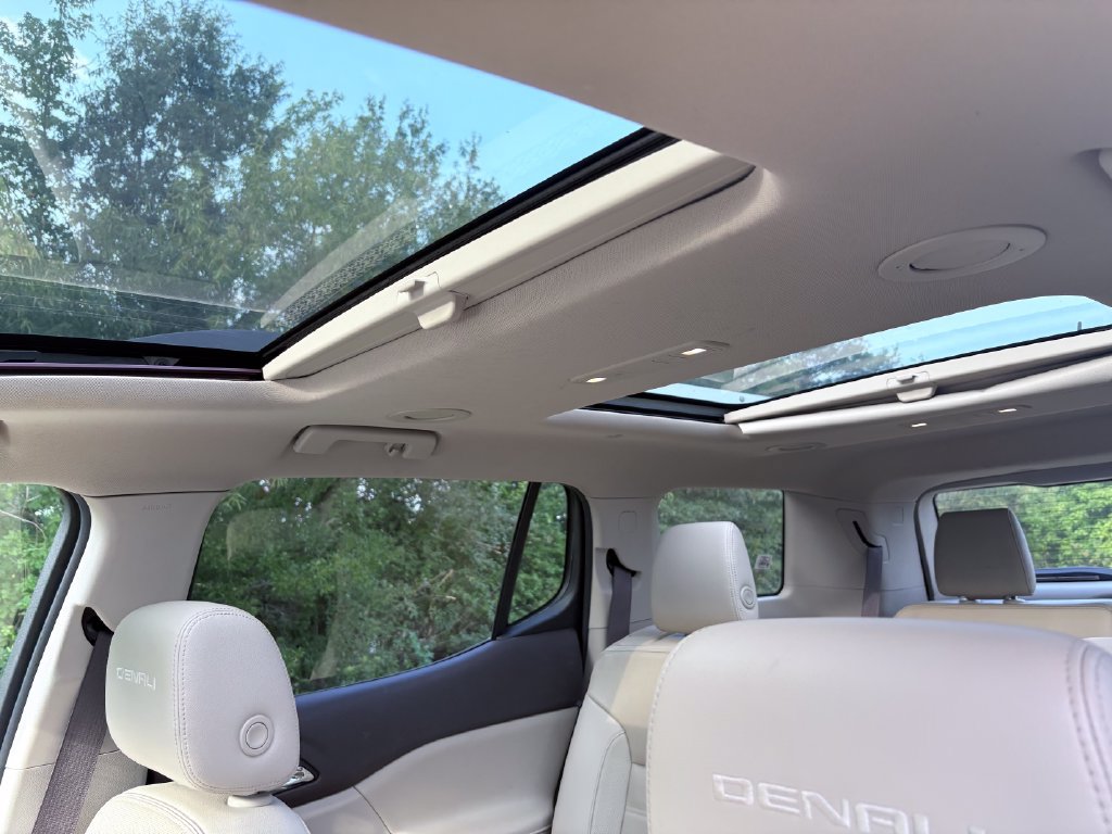 Used 2019 GMC Acadia Denali w/ LPO, Floor Liner Package AWD/4WD image 3