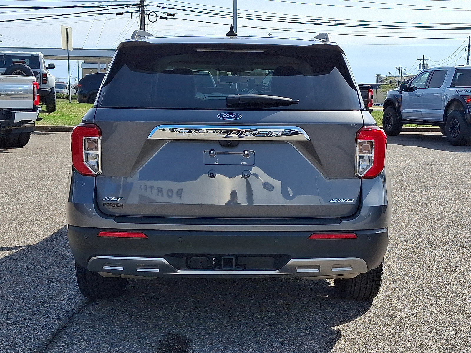 Certified 2024 Ford Explorer XLT w/ Equipment Group 202A image 6