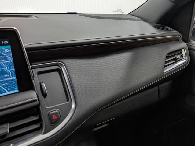 Used 2024 Chevrolet Suburban Premier AWD/4WD image 9