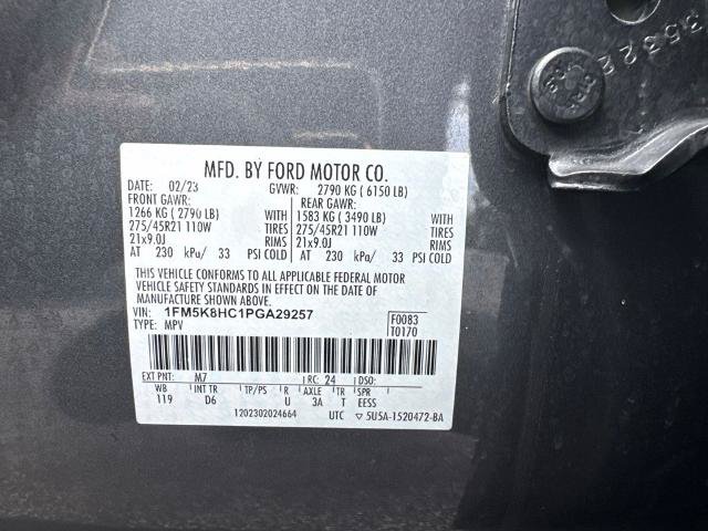 Certified 2023 Ford Explorer Platinum w/ Technology Package AWD/4WD image 14