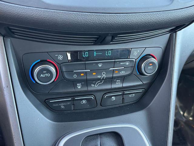 Certified 2017 Ford C-MAX Energi SE w/ Equipment Group 401A FWD image 19