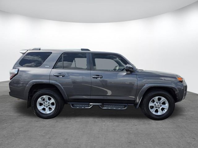 Used 2019 Toyota 4Runner SR5 RWD image 3