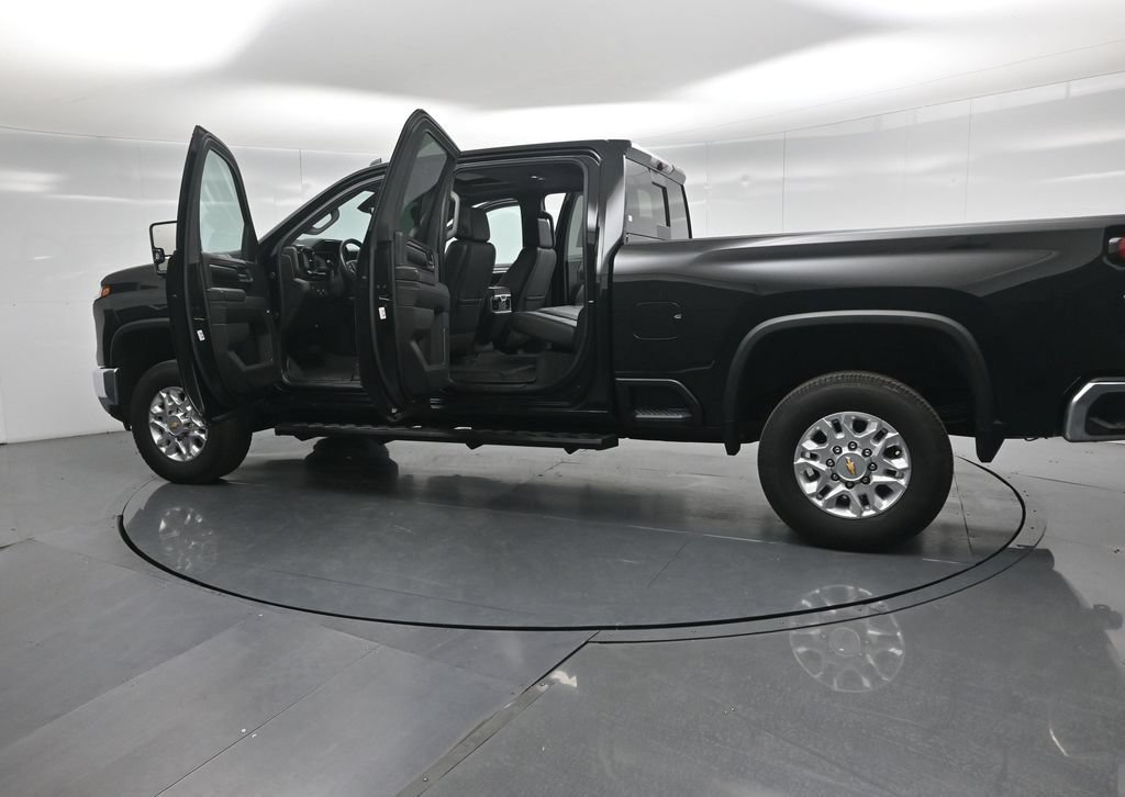 Used 2024 Chevrolet Silverado 2500 LTZ w/ LTZ Convenience Package AWD/4WD image 37