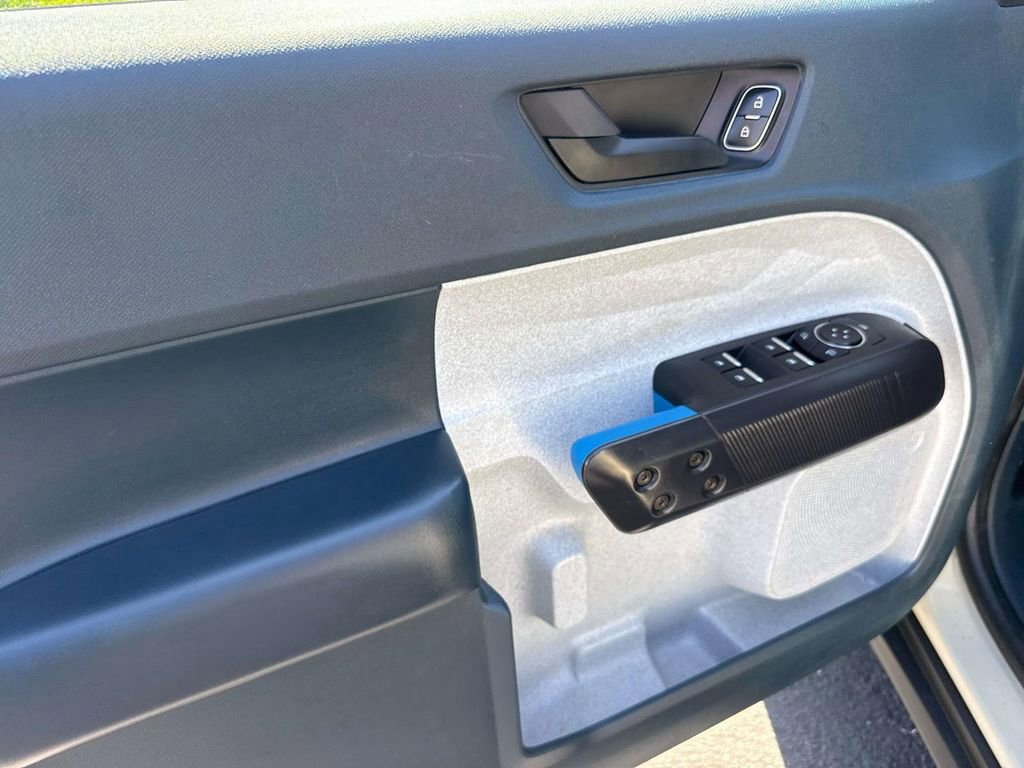 Certified 2025 Ford Maverick XLT w/ Equipment Group 302A image 19