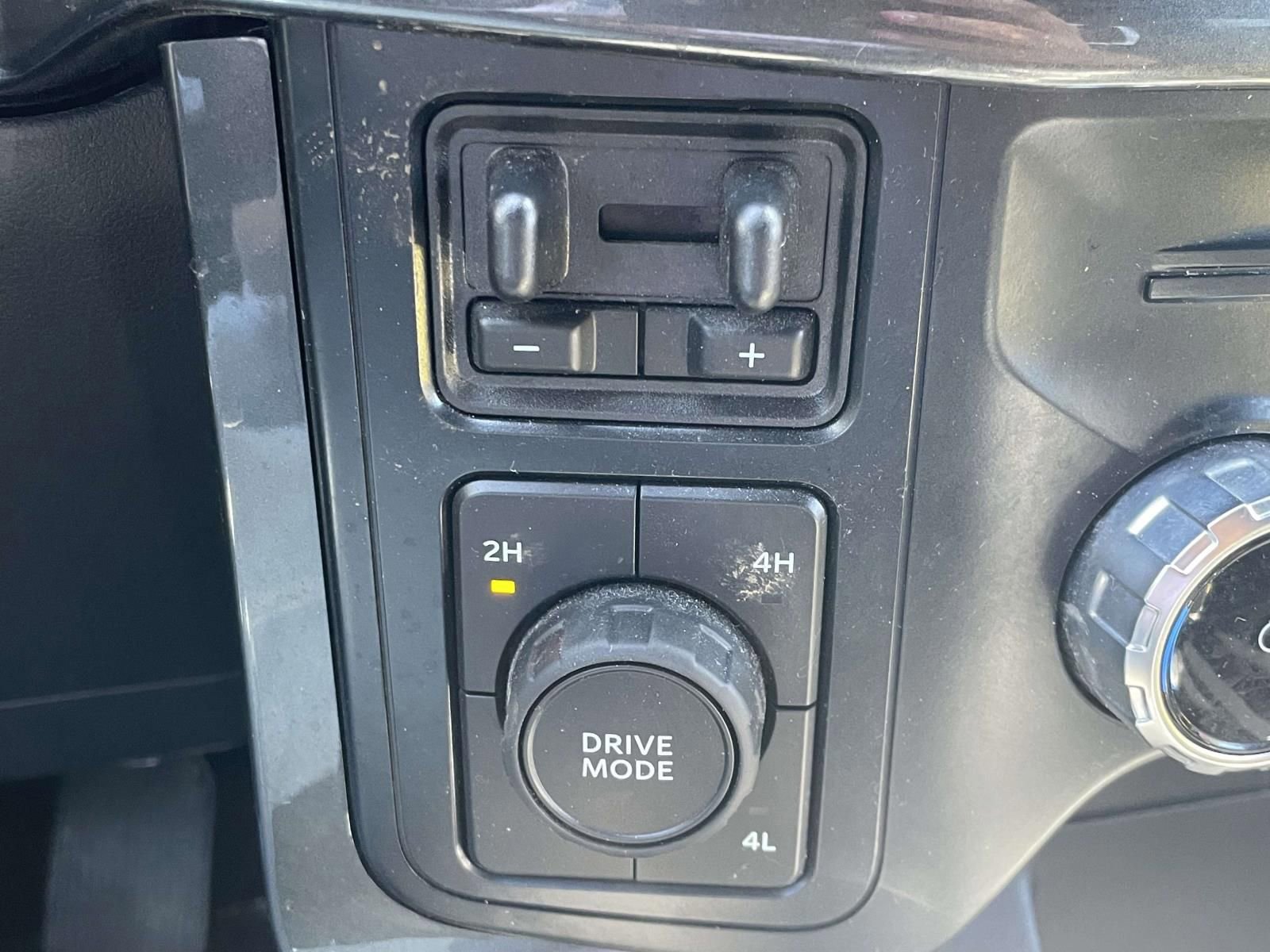 Certified 2022 Ford F150 XLT w/ Equipment Group 302A High image 24