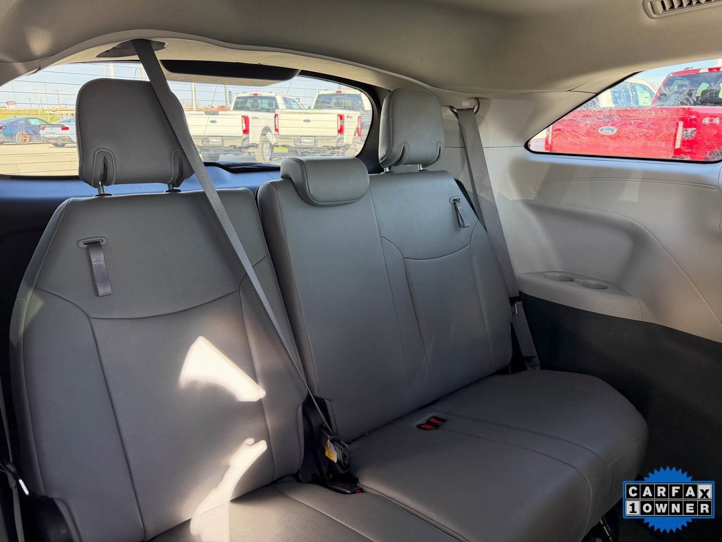 Used 2024 Toyota Sienna XLE image 20