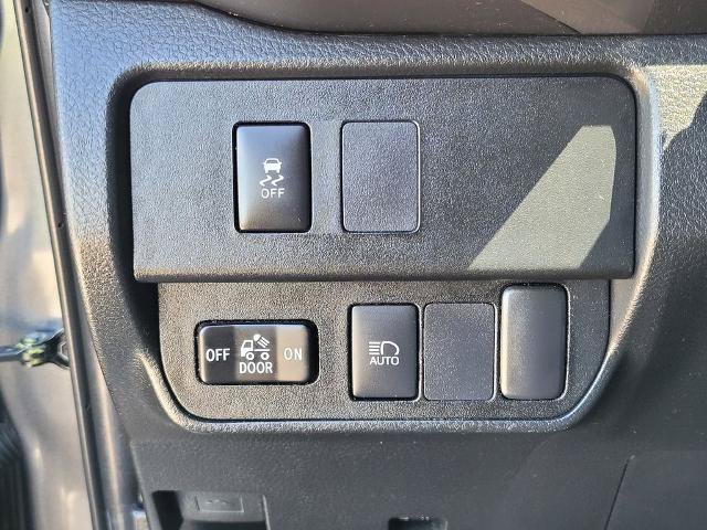 Used 2022 Toyota Tacoma SR5 RWD image 26