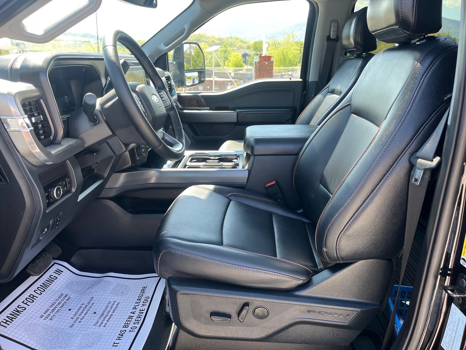 Certified 2025 Ford F350 Lariat w/ Lariat Ultimate Package AWD/4WD image 18