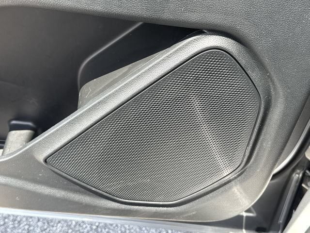 Certified 2024 Ford Explorer Limited w/ Limited Technology Package RWD image 35