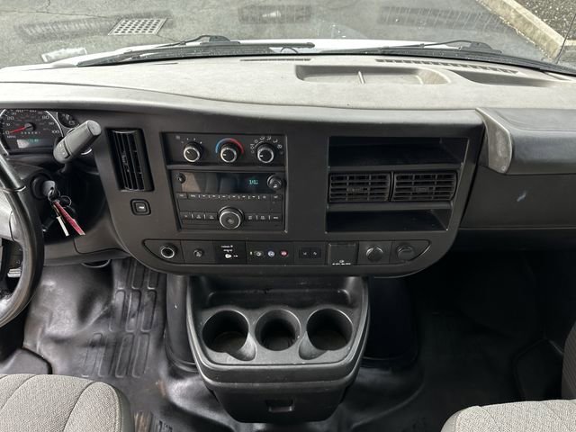 Used 2022 Chevrolet Express 3500 w/ Power Convenience Package image 18