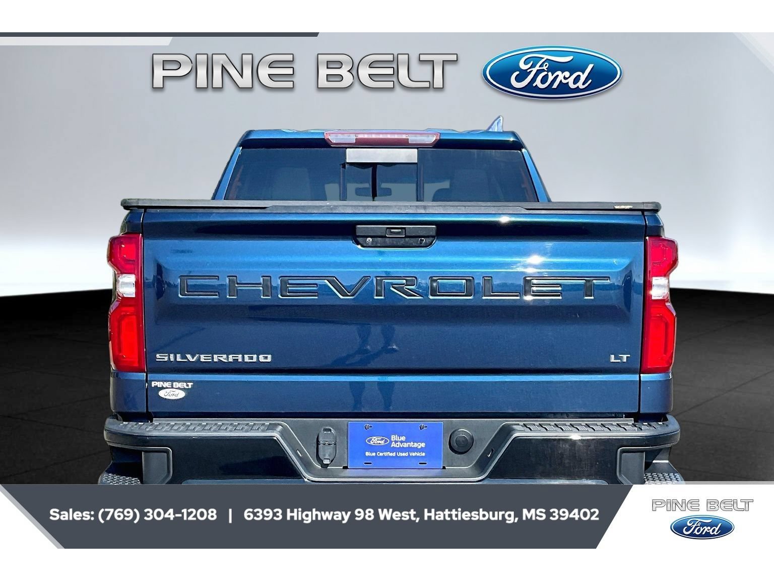 Used 2019 Chevrolet Silverado 1500 LT Trail Boss AWD/4WD image 4