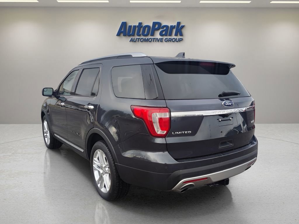 Certified 2017 Ford Explorer Limited image 3