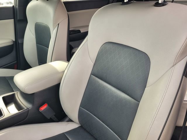 Used 2018 Kia Sportage EX w/ EX Sport Appearance Package image 11