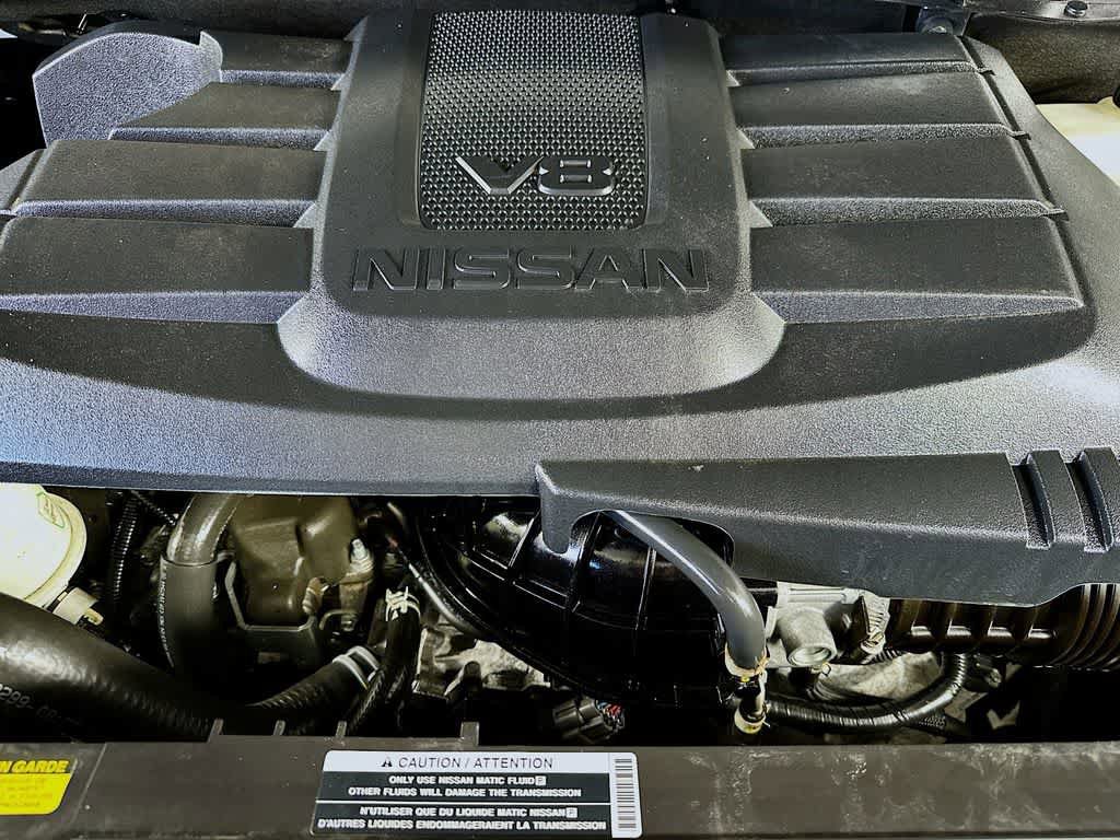 Used 2024 Nissan Titan SV w/ SV Convenience Package AWD/4WD image 9