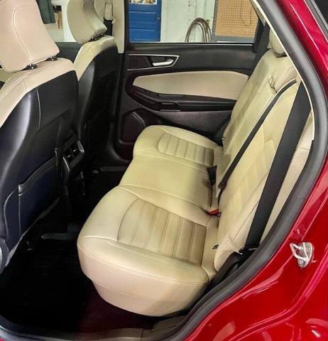 Certified 2024 Ford Edge SEL w/ Convenience Package AWD/4WD image 9