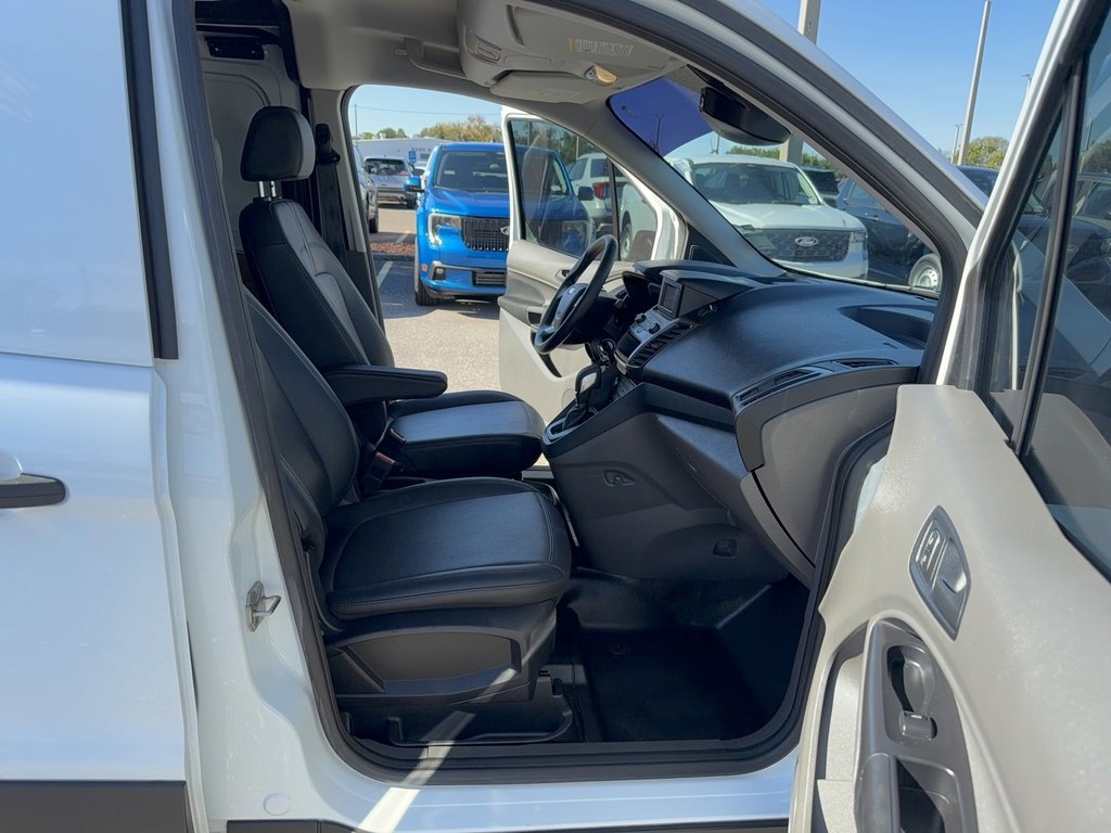 Certified 2020 Ford Transit Connect XL image 17