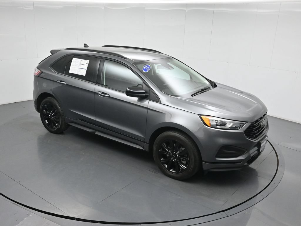 Certified 2023 Ford Edge SE w/ Black Appearance Package AWD/4WD image 39