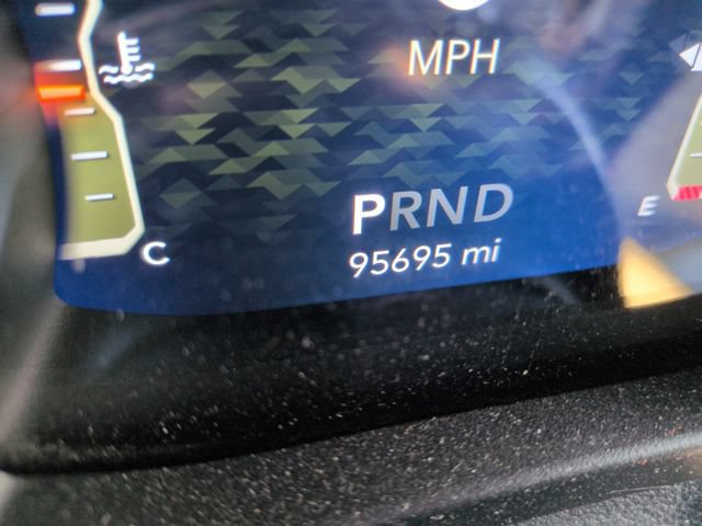 Used 2019 Jeep Wrangler Unlimited Sahara AWD/4WD image 9