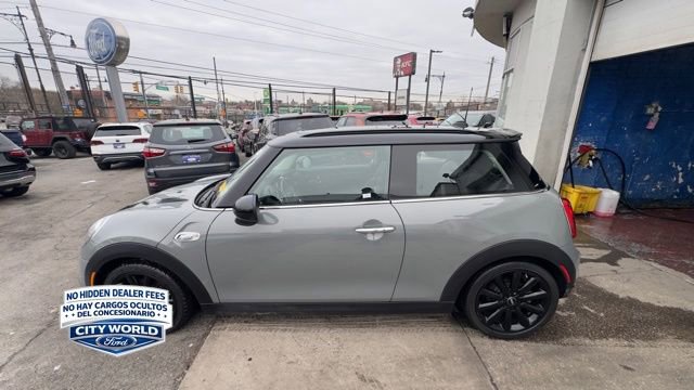 Used 2019 MINI Cooper S FWD image 2