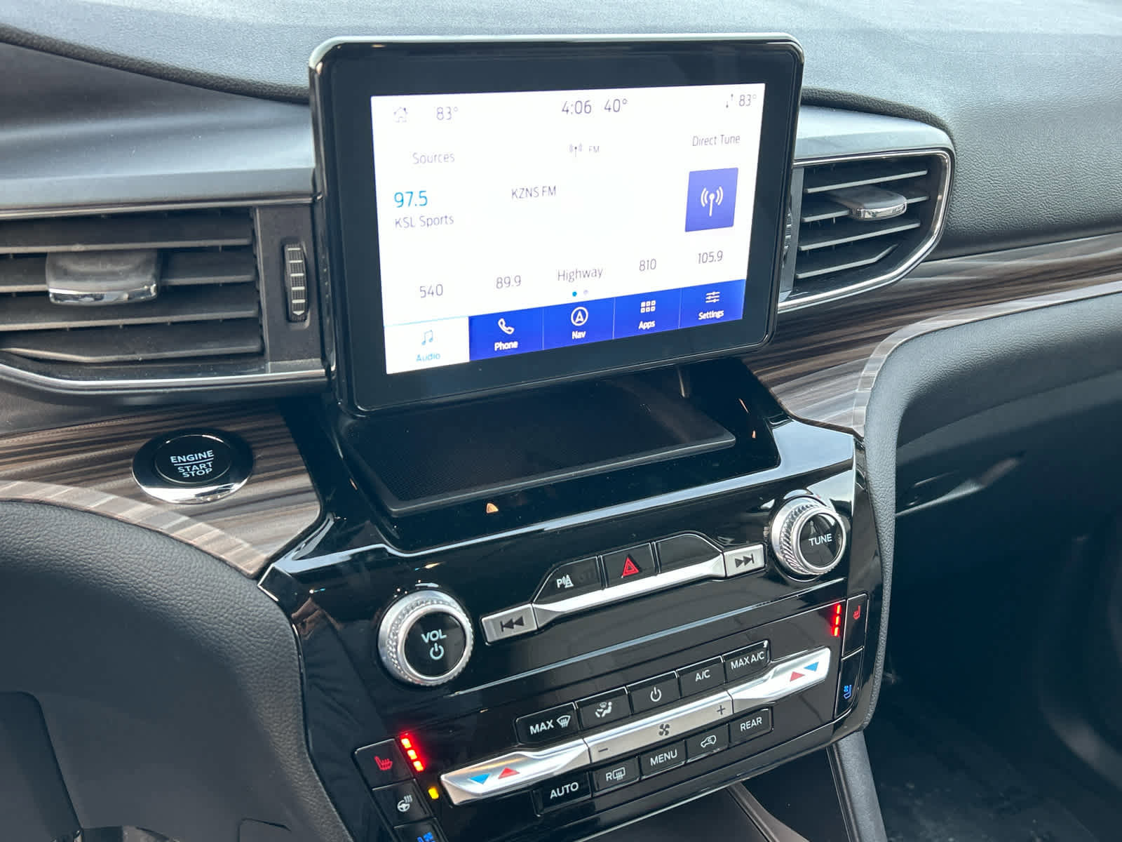 Certified 2024 Ford Explorer Limited image 36