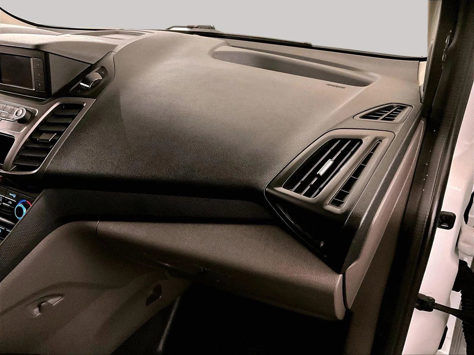 Certified 2022 Ford Transit Connect XL image 15